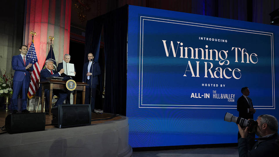 ZDA se osredotočajo na pospeševanje razvoja umetne inteligence in krepitev domače zmogljivosti