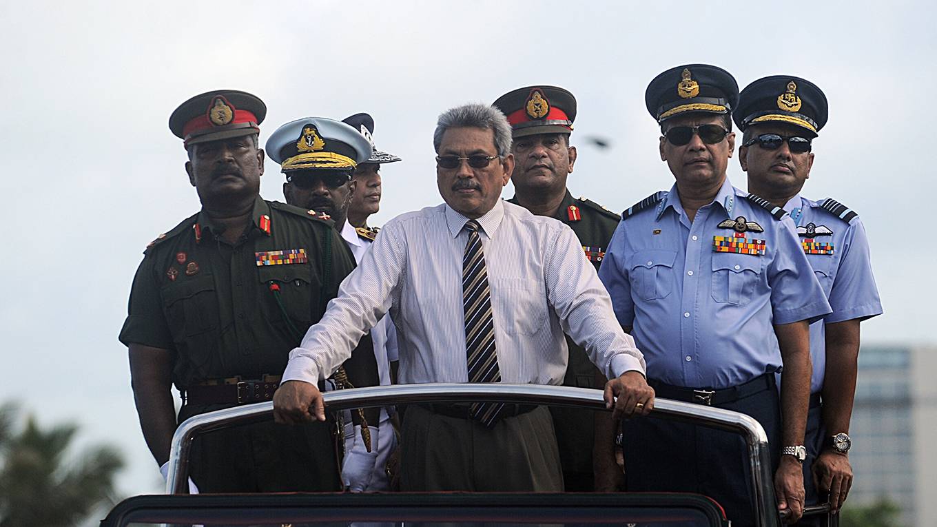 chellaney117_Ishara S.KODIKARAAFPGetty Images_srilankapresidentmilitary
