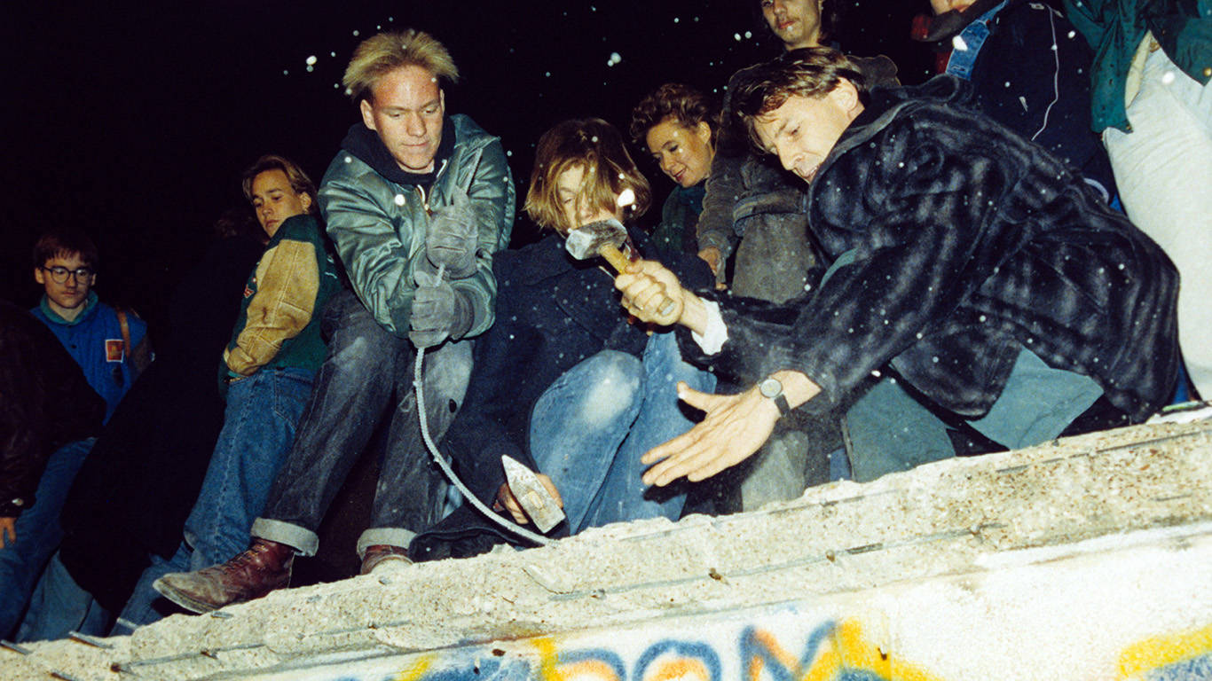 patten126 dpa picture alliance Getty Images berlin wall