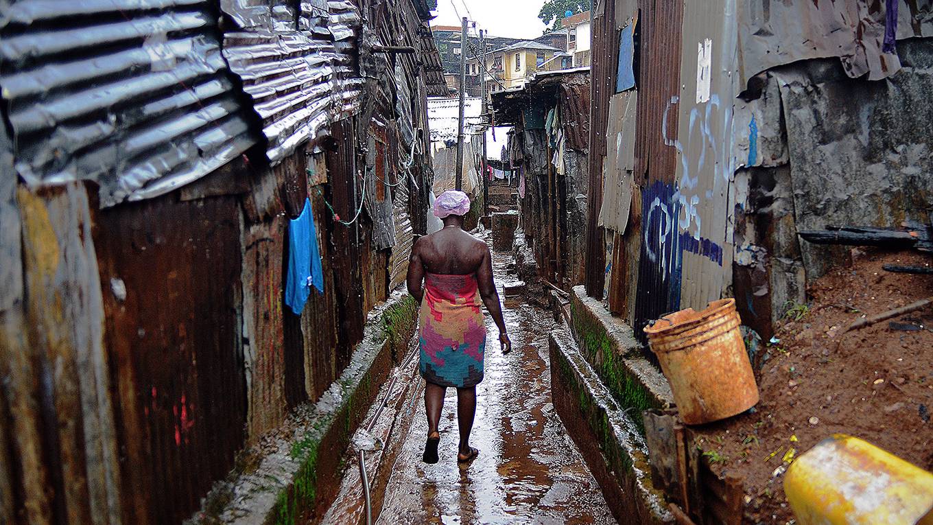 akisawyerr1_ CARL DE SOUZAAFP via Getty Images_freetown