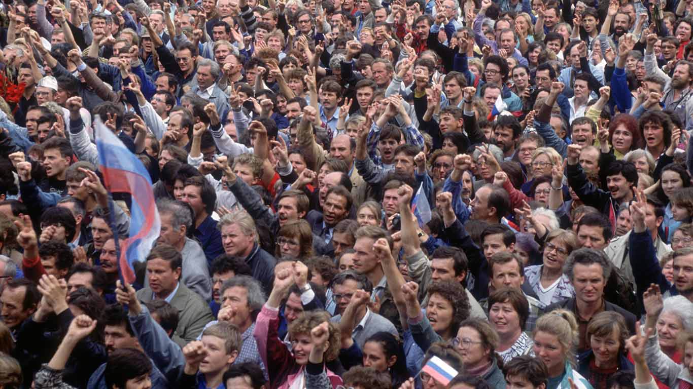 khrushcheva141_Alain NoguesSygmaSygma via Getty Images_august coups