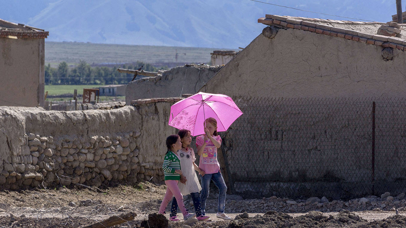 Qian7_Zhang Peng_LightRocket_Getty Images_china rural area