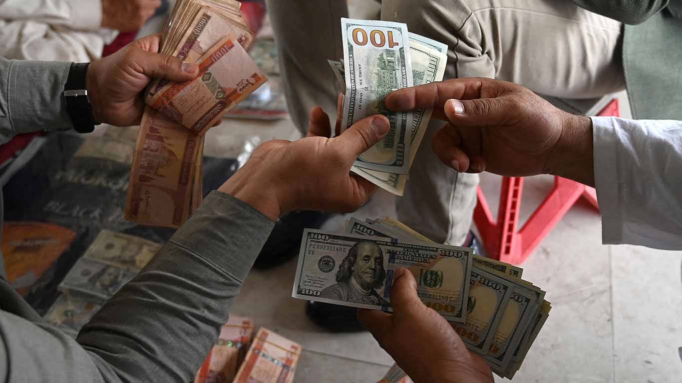 oneill97_WAKIL KOHSARAFP via Getty Images_dollar afghanistan