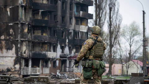 eichengreen166_Scott PetersonGetty Images_ukraine destruction