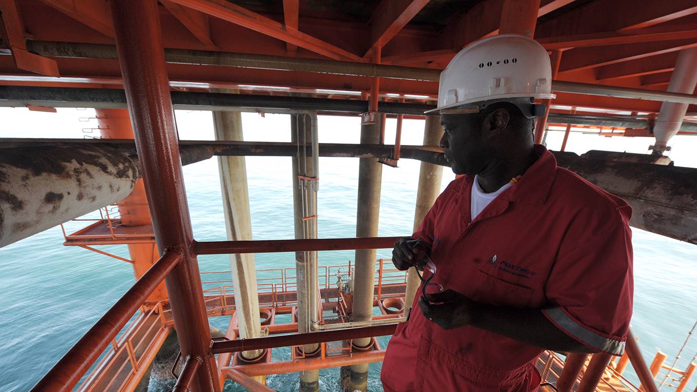 adow1_ISSOUF SANOGOAFP via Getty Images_africagasfield