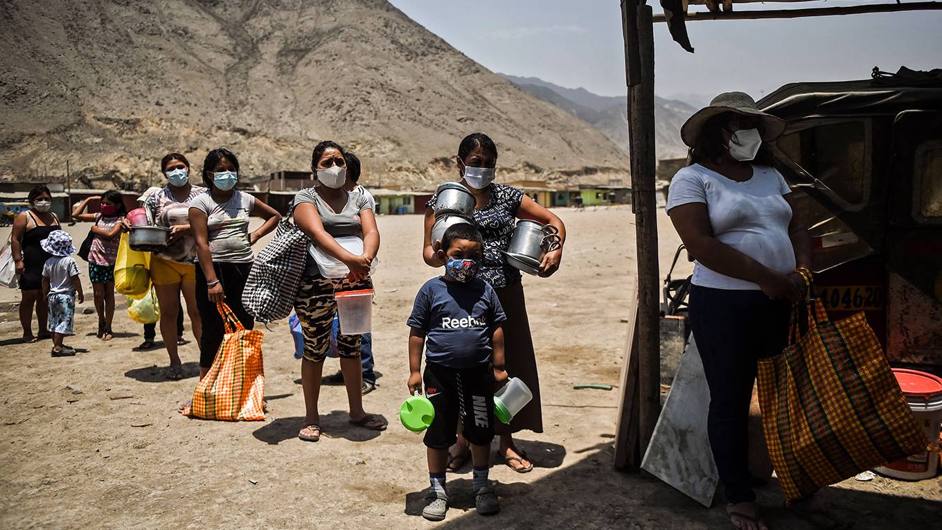 amuller1en_ERNESTO BENAVIDESAFP via Getty Images_covidfood