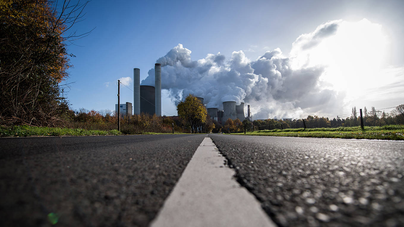 pisaniferry127_Lukas SchulzeGetty Images_coalplant
