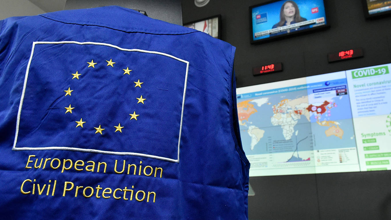 gabriel8_JOHN THYSAFP via Getty Images_eucoronavirusflagmap