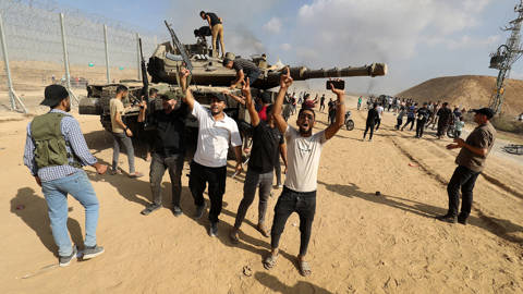 singer224_Abed Rahim KhatibAnadolu Agency via Getty Images_hamas