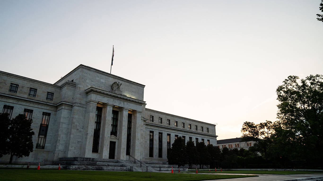 eichengreen163_Kent Nishimura  Los Angeles Times via Getty Images_federal reserve