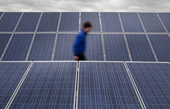 lomborg135_Thomas Trutschel_Getty Images_solarcells