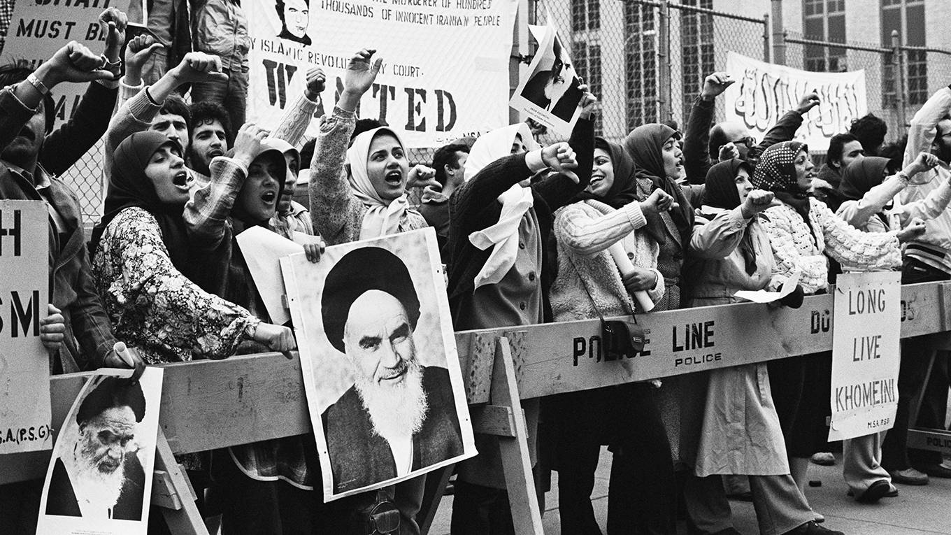 chirot2_michael norciaSygma via Getty Images_iranrevolutionprotest