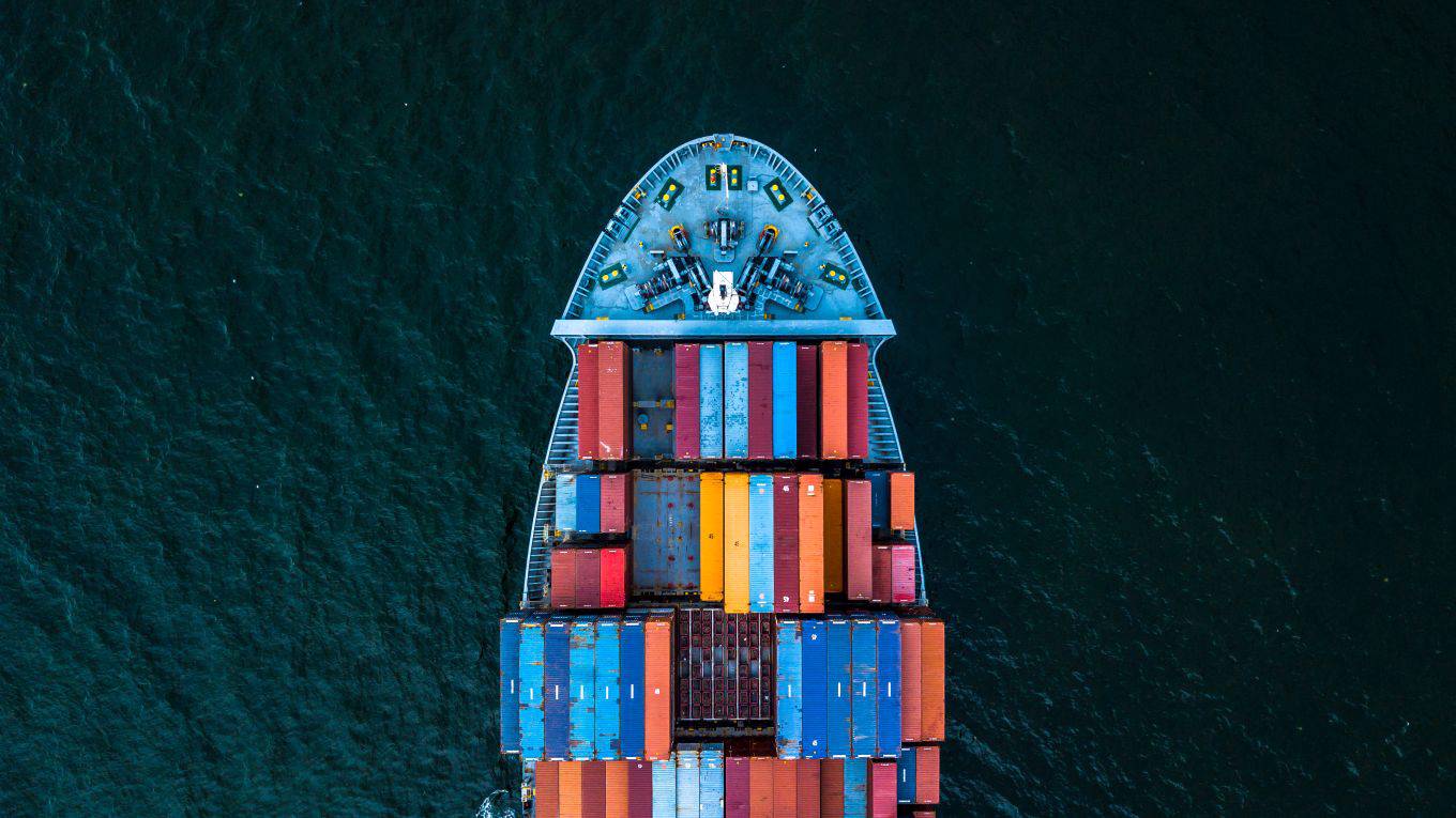 hausmann91_AvigatorPhotographer_getty images_shipping