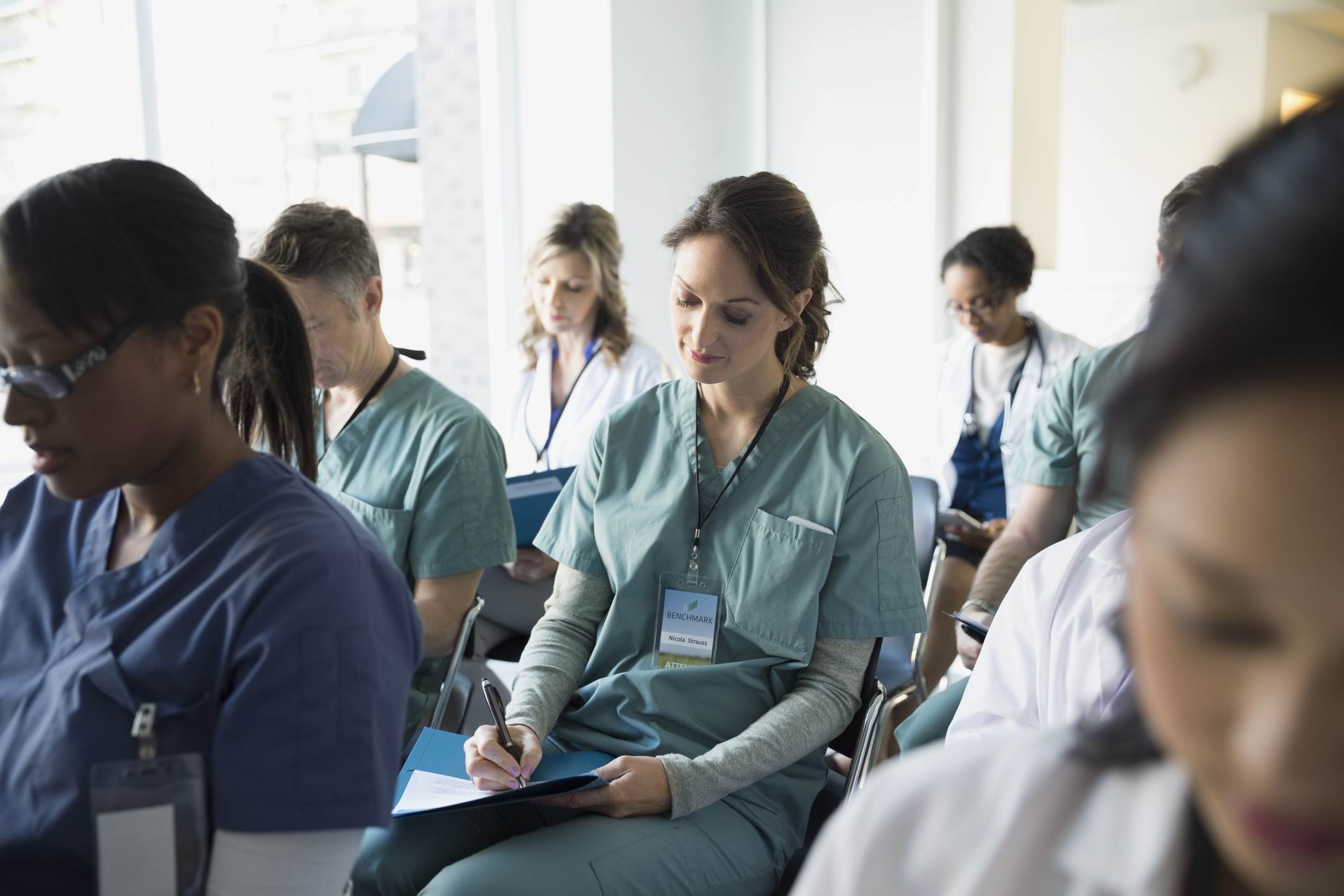 olds1_Hero Images_Getty Images_medical staff