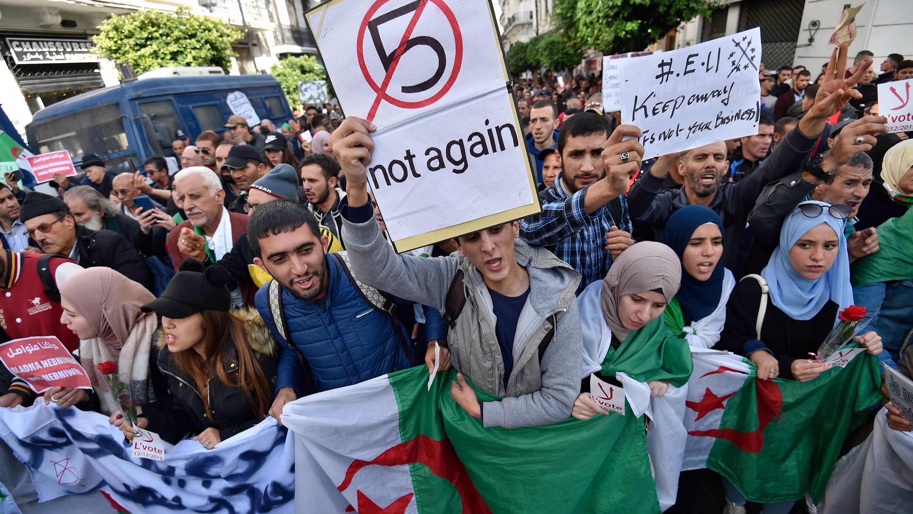 arezki9_RYAD KRAMDIAFP via Getty Images_algeriaprotest
