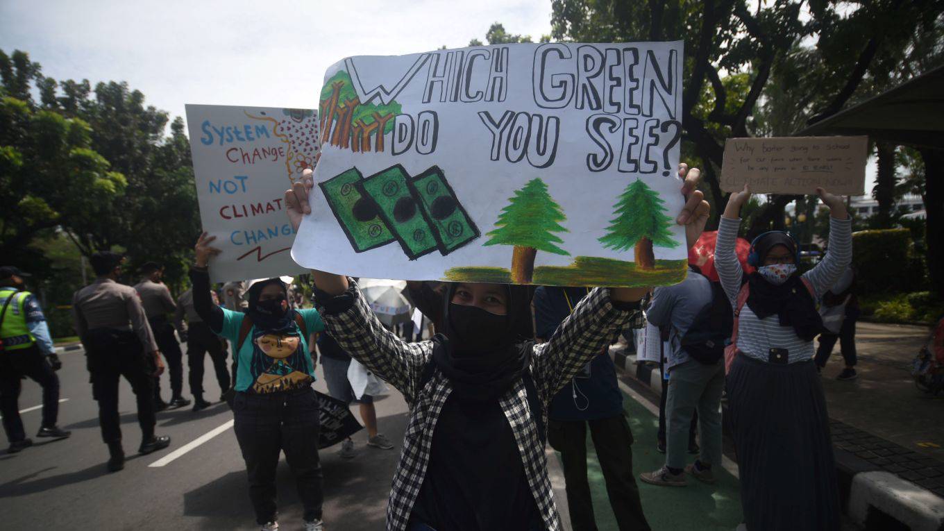robinson12_XinhuaZulkarnain via Getty Images_climate protest