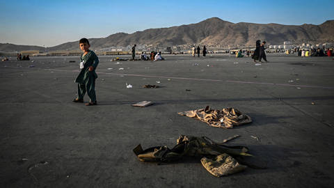 chellaney154_WAKIL KOHSARAFP via Getty Images_afghanistan