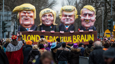 banner Trump, Le en HitlerP