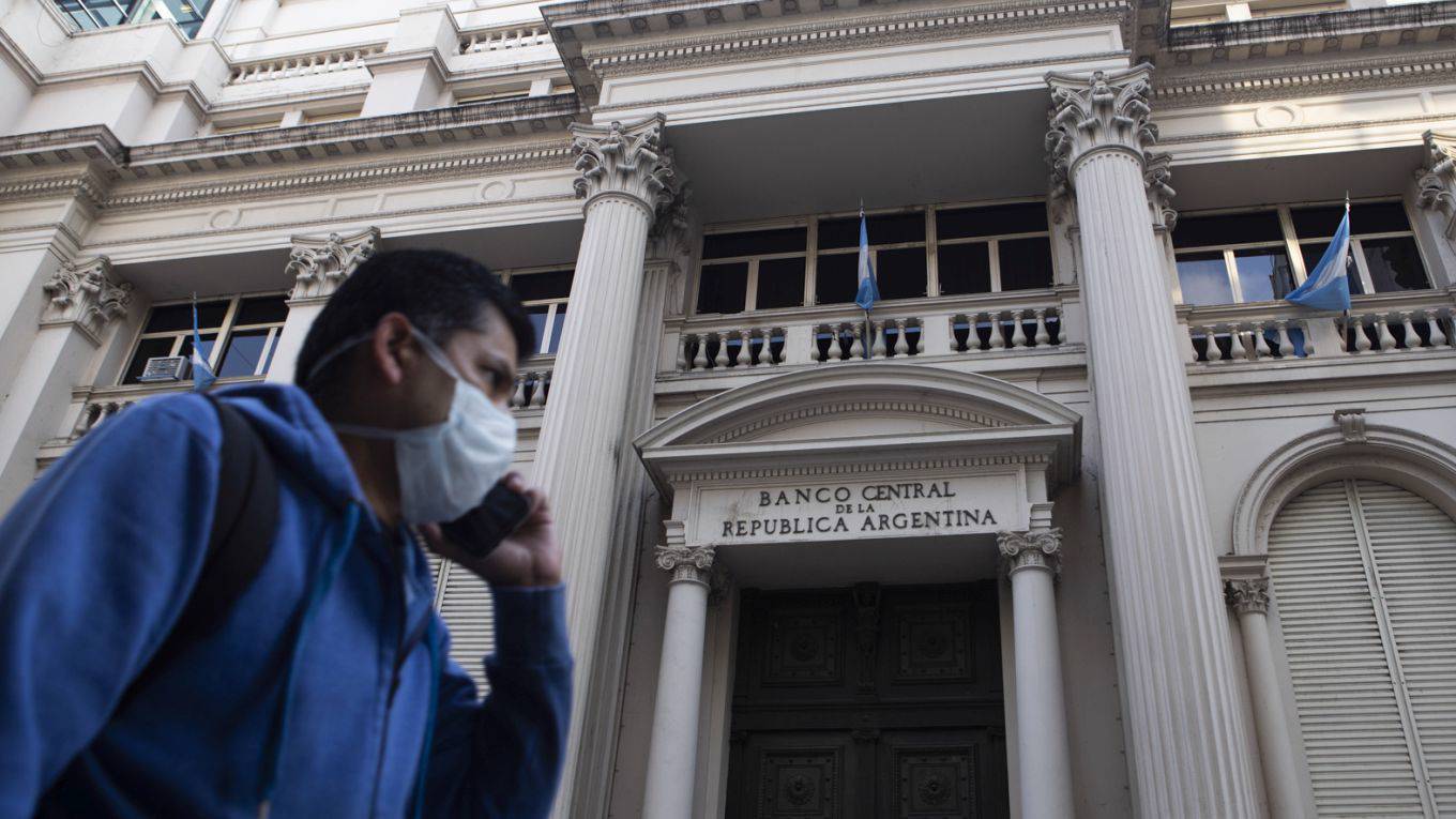 eichengreen148_ Matías BagliettoNurPhoto via Getty Images_argentina debt