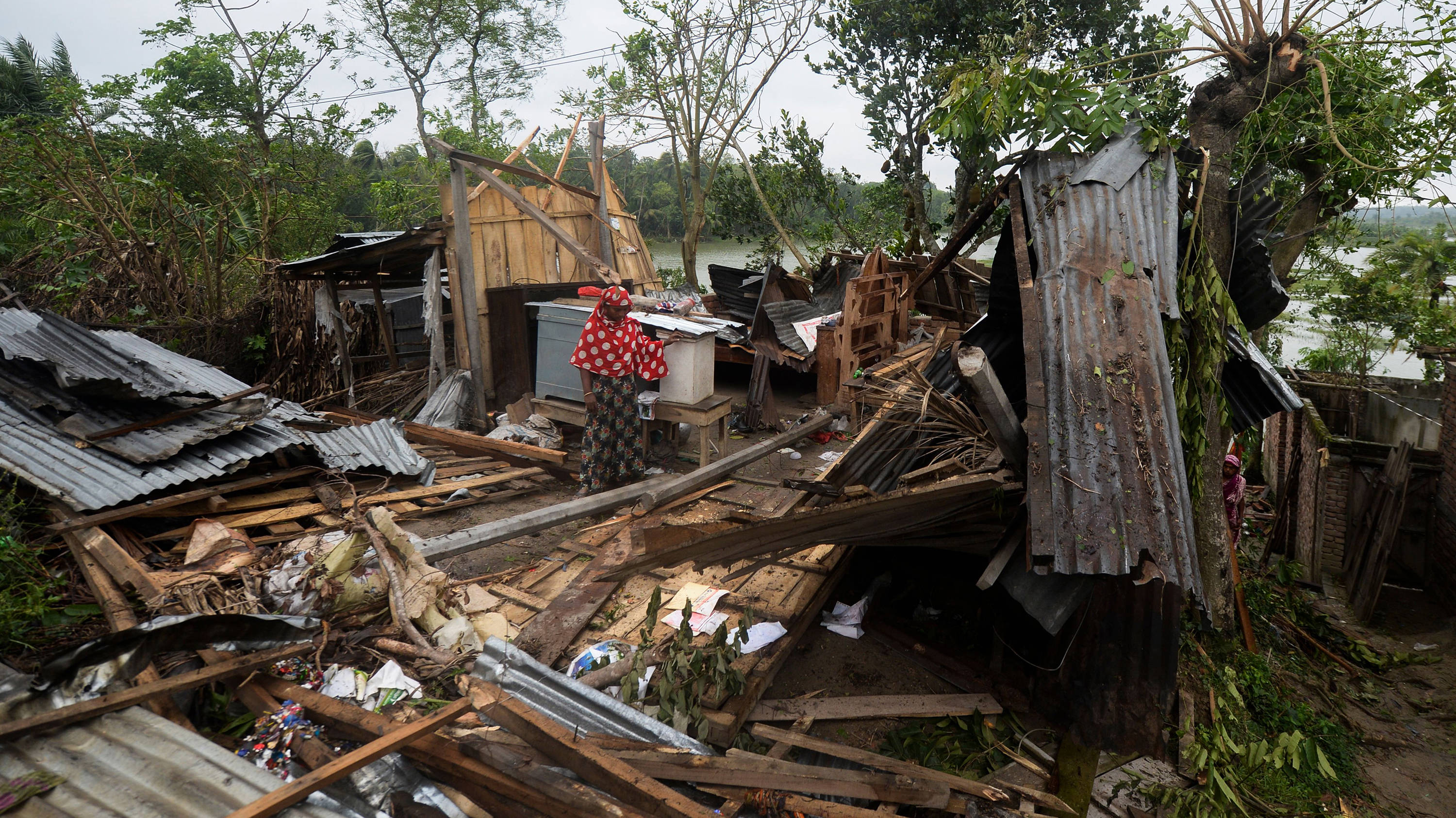 chapagain1_MUNIR UZ ZAMANAFP via Getty Images_bangladeshtyphoonhouse