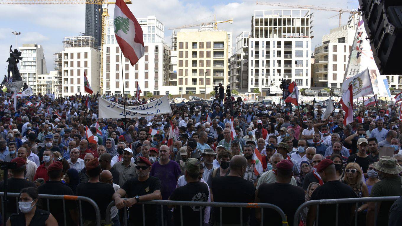 diwan19_Mahmut GeldiAnadolu Agency via Getty Images_lebanon protest