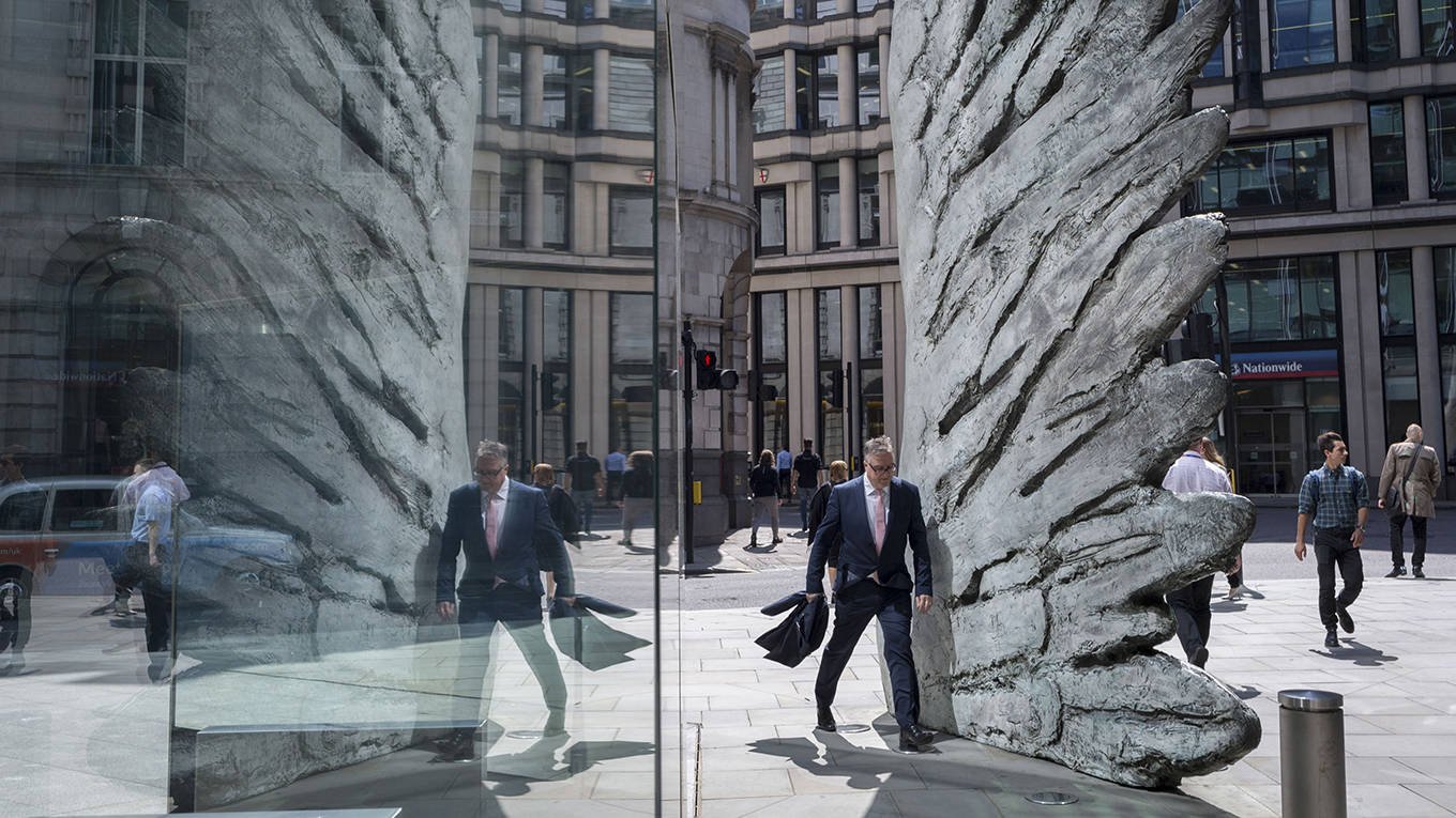 davies65_Richard Baker In Pictures via Getty Images Images_londonwingsculptureman