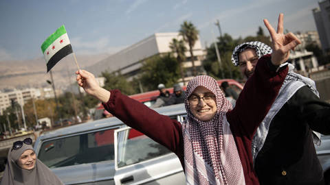 benami220_AnadoluGettyImages_damascus_celebration