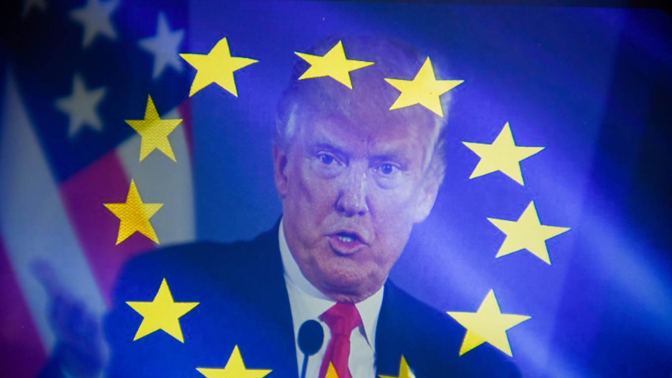 hill100_Omar MarquesSOPA ImagesLightRocket via Getty Images_trump eu flag