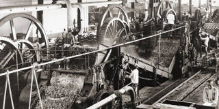 ang16_DesignPicsEditorialGettyImages_colonial_sugar_mill_dutch_east_indies1