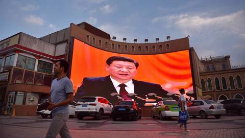 neier59_GREG BAKERAFP via Getty Images_xijinpingtvsurveillance