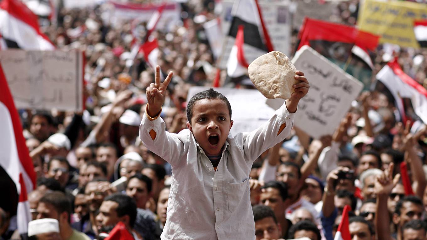 op_macharis1_AFPGettyImages_egyptchildbreadprotest