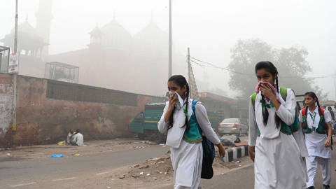 nrao1_ SAJJAD HUSSAINAFP via Getty Images_air pollution