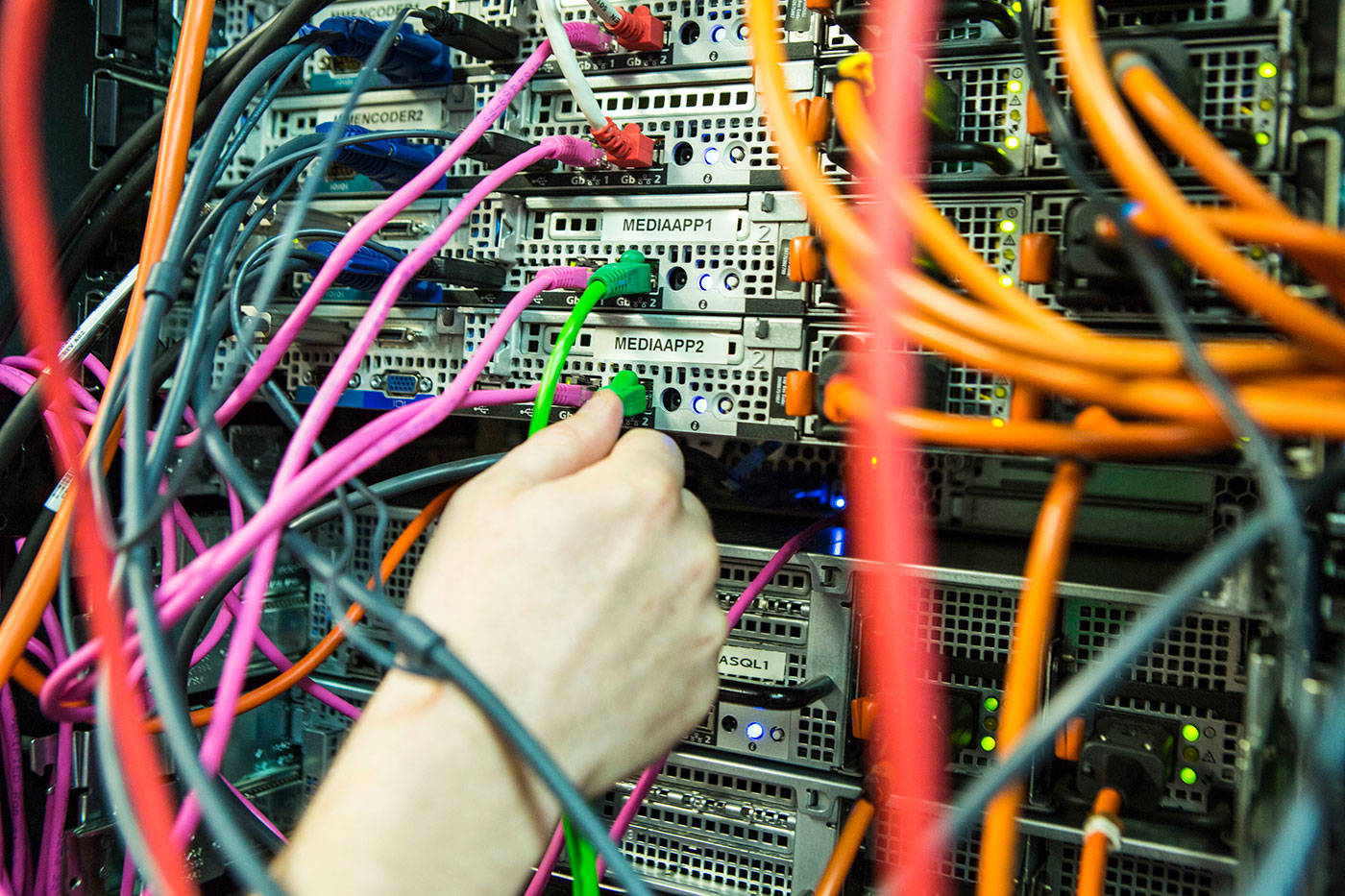 server cables