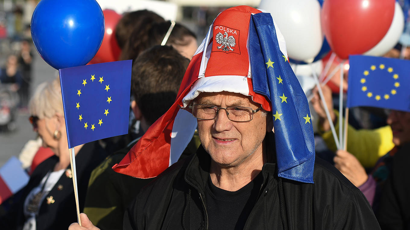 kisilowski3_Artur WidakNurPhoto via Getty Images_manpolischEUflaghat