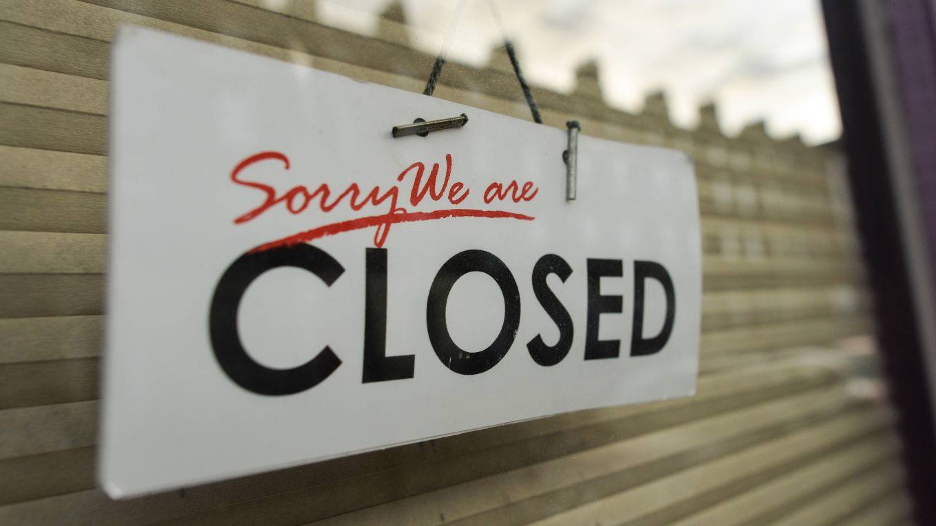 akhtar2_ Artur WidakNurPhoto via Getty Images_covid business closed
