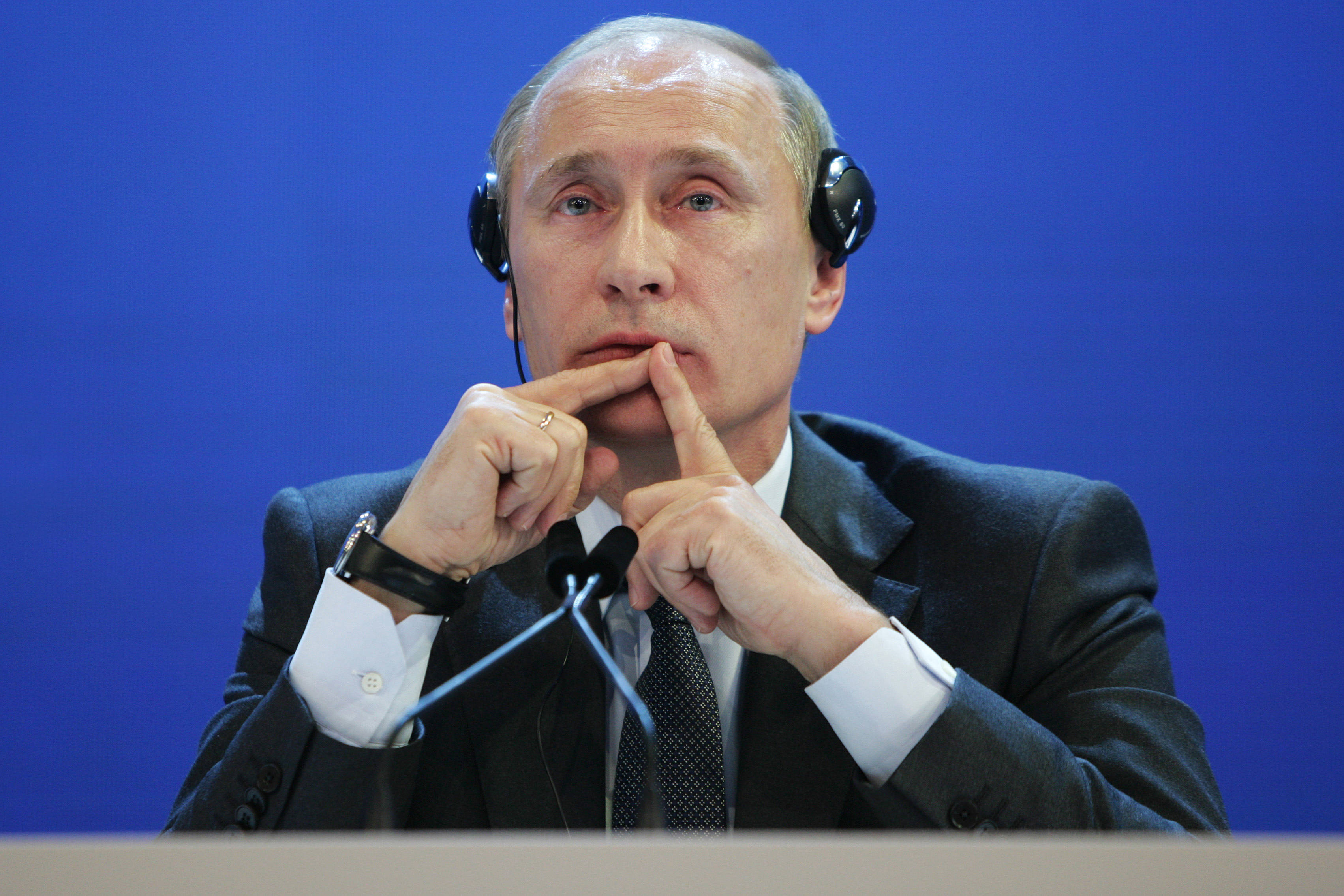 Putin corruption