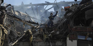 hausmann104_ Sergei ChuzavkovSOPA ImagesLightRocket via Getty Images_ukraine destruction