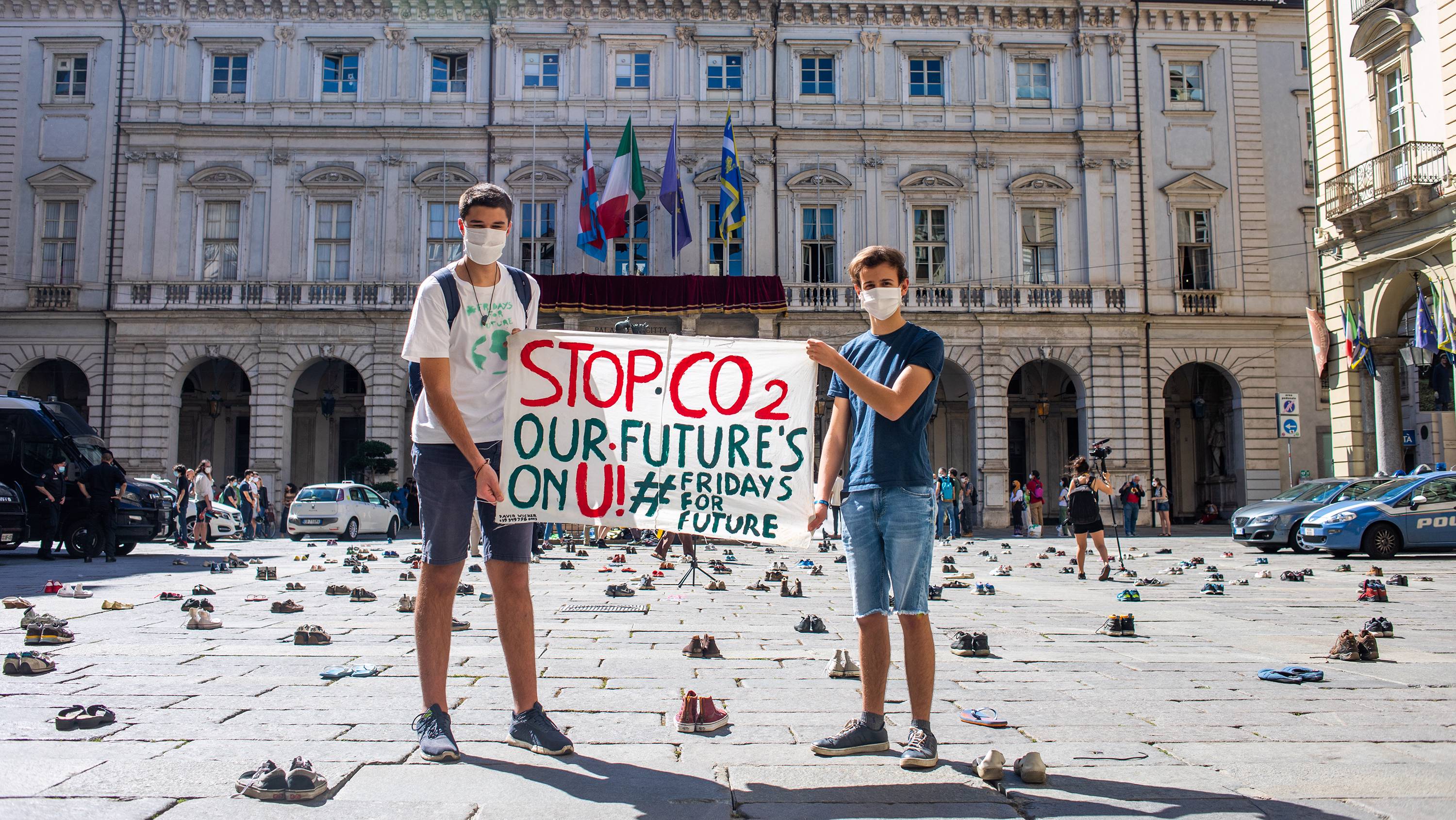 lynas1_Mauro UjettoNurPhoto via Getty Images_climatechangeprotestitaly