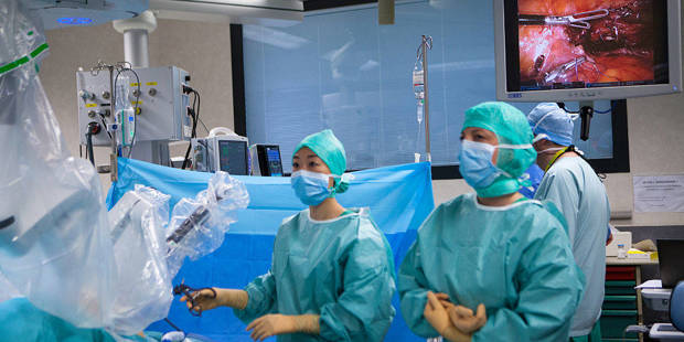nam1_BSIP_Hysterectomy using a da vinci robot