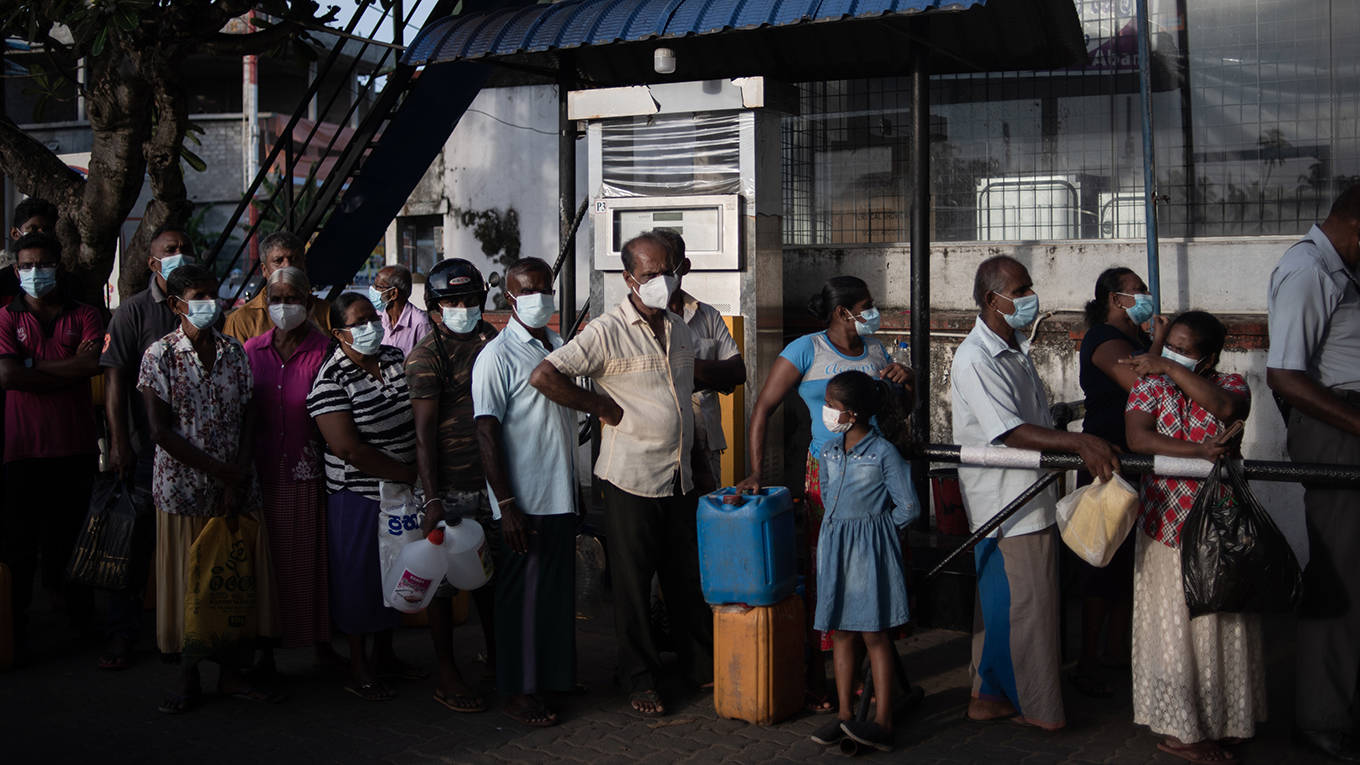 krueger50_Rebecca ConwayGetty Images_srilankaeconomyfuel