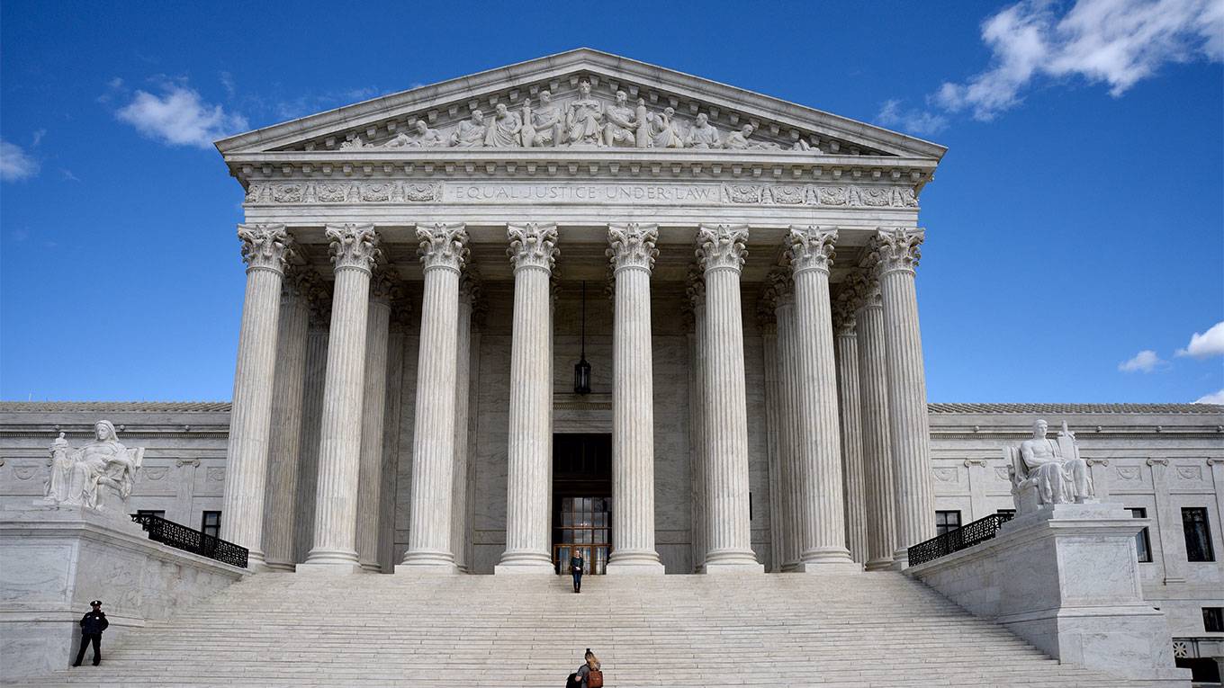 posnersaymore_Rober-Alexander-via-Getty-Images_ussupremecourtbuilding