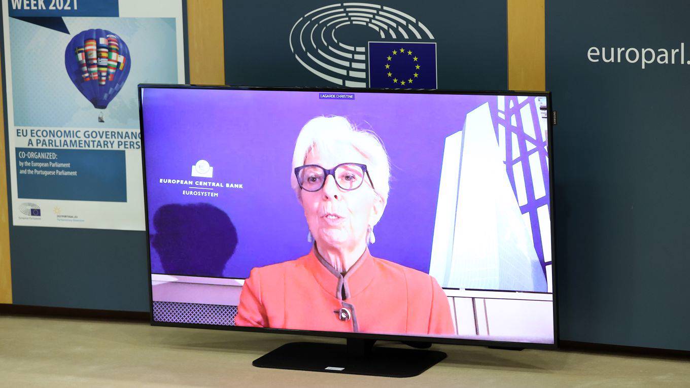 pisaniferry119_Dursun AydemirAnadolu Agency via Getty Images_christine lagarde