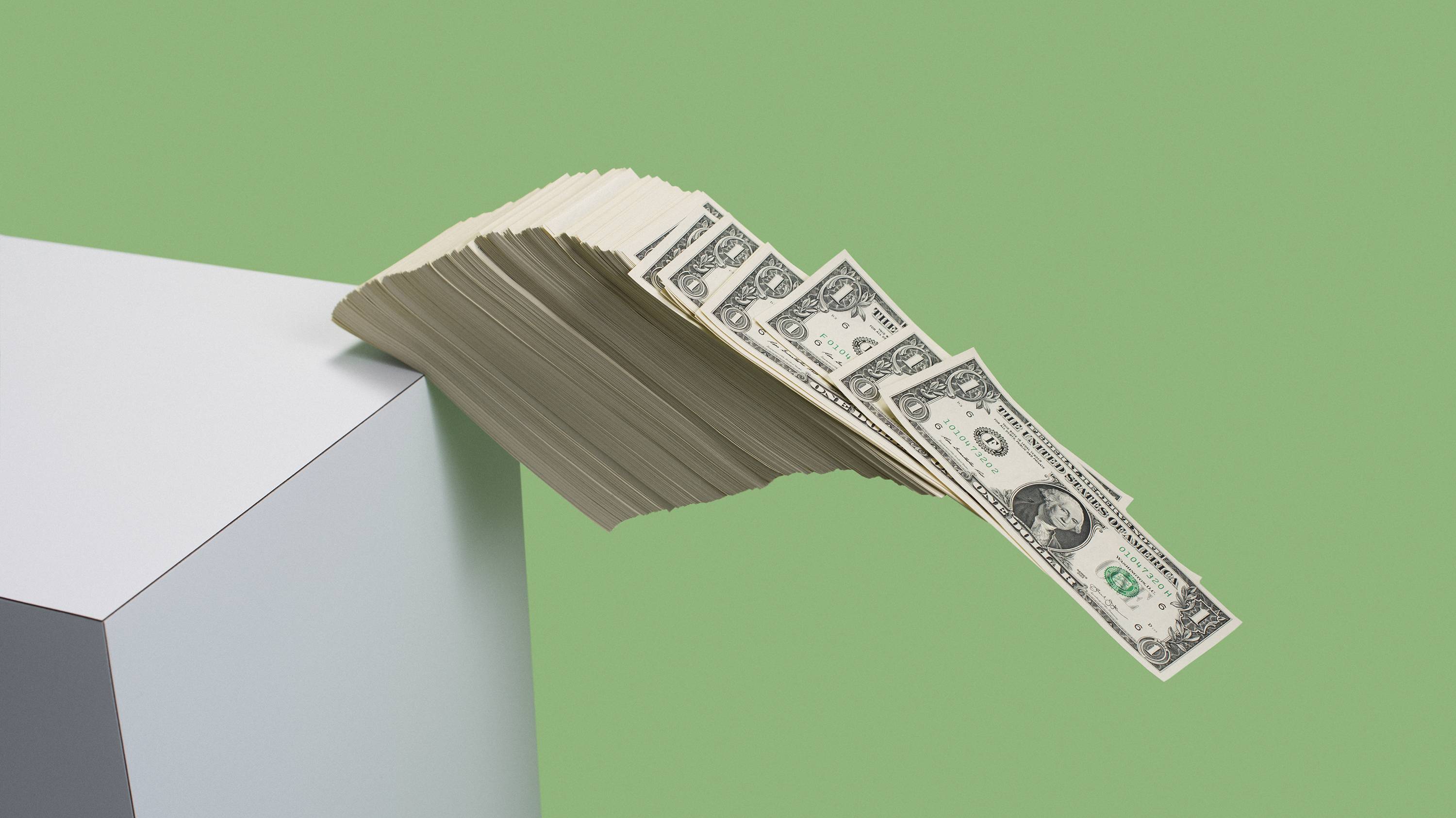 james169_PM ImagesGetty Images_USmoneydeclinecollapse