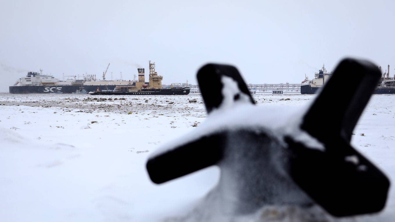 bildt81_ Alexander RyuminTASS via Getty Images_northern sea route