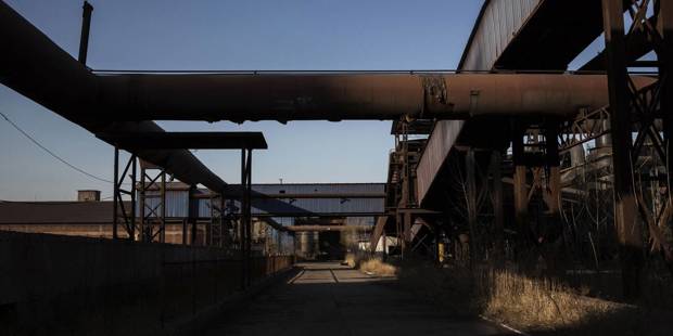 yu78_Kevin FrayerGetty Images_empty steel mill