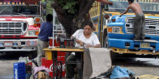 parrado2_ ORLANDO SIERRAAFP via Getty Images_informal economy