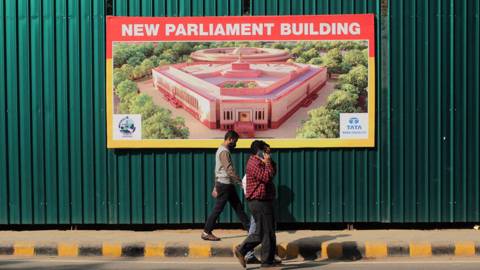 tharoor148_Mayank MakhijaNurPhoto via Getty Images_india parliament