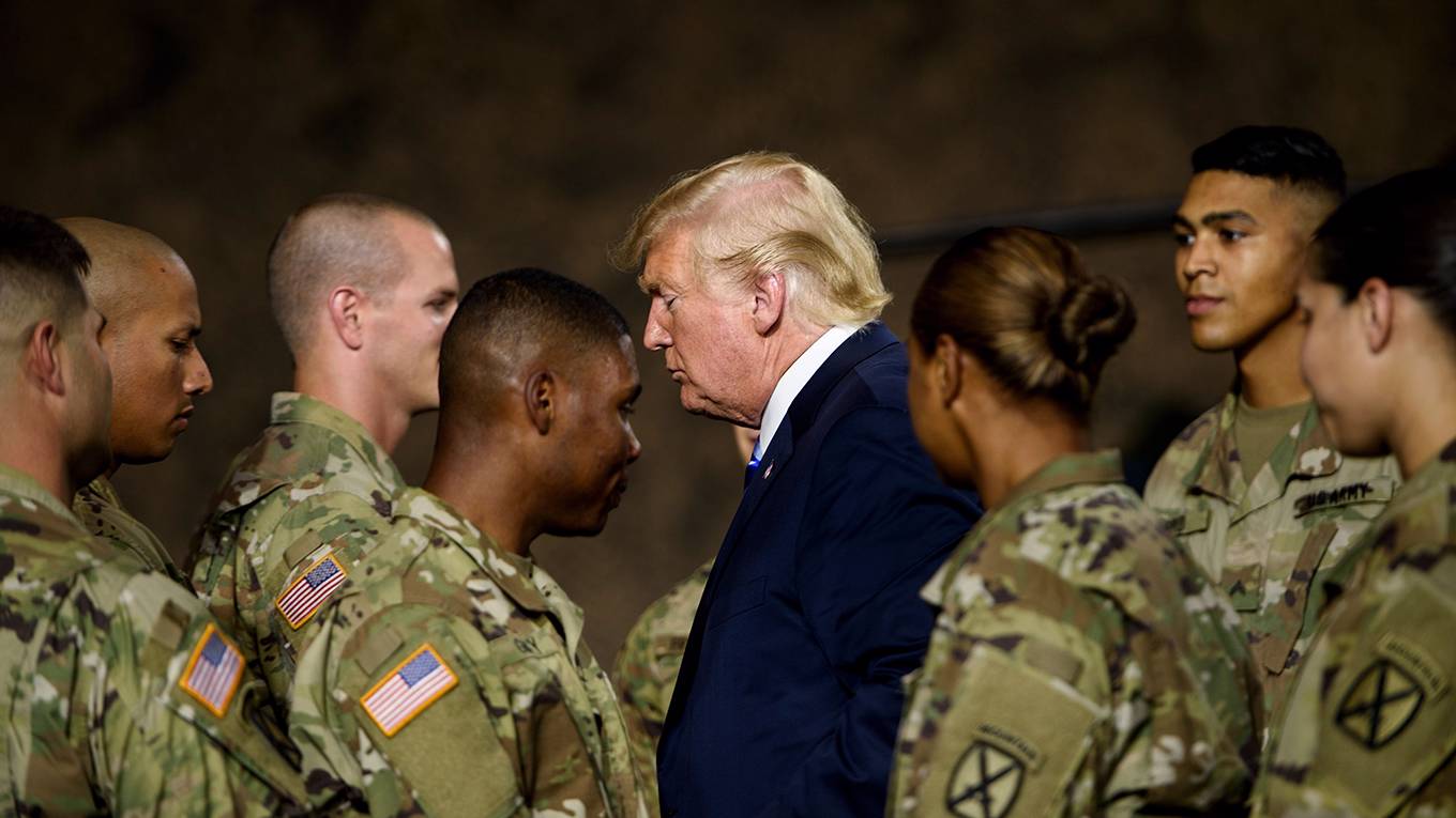 chellaney121_BRENDAN SMIALOWSKIAFP via Getty Images_trumpmilitarysoldiersarmy