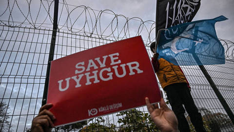 patten149_OZAN KOSEAFP via Getty Images_uyghurprotest