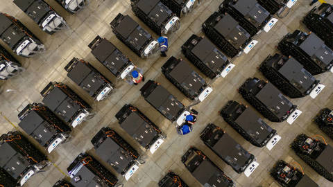 gahnberg1_NurPhotoGettyImages_china_mobile_changing_piles